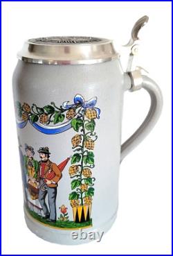 1995 Augustiner Brau Munich Oktoberfest lidded Masskrug German Beer Stein