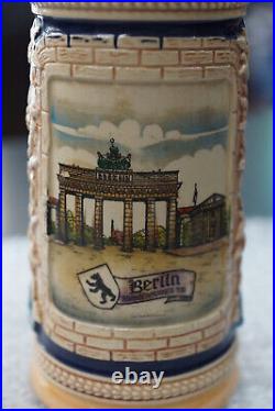 (CO)Berlin Wall German Stoneware Beer Stein Brandenburger Tor DBGM 73 Lid